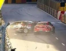 F1赛车世界-郭富城澳门赛车过弯时失控撞车，被迫退赛