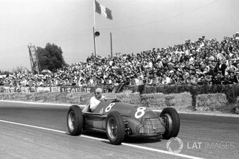 F1赛车世界：1950-2020 阿尔法·罗密欧历届F1赛车
