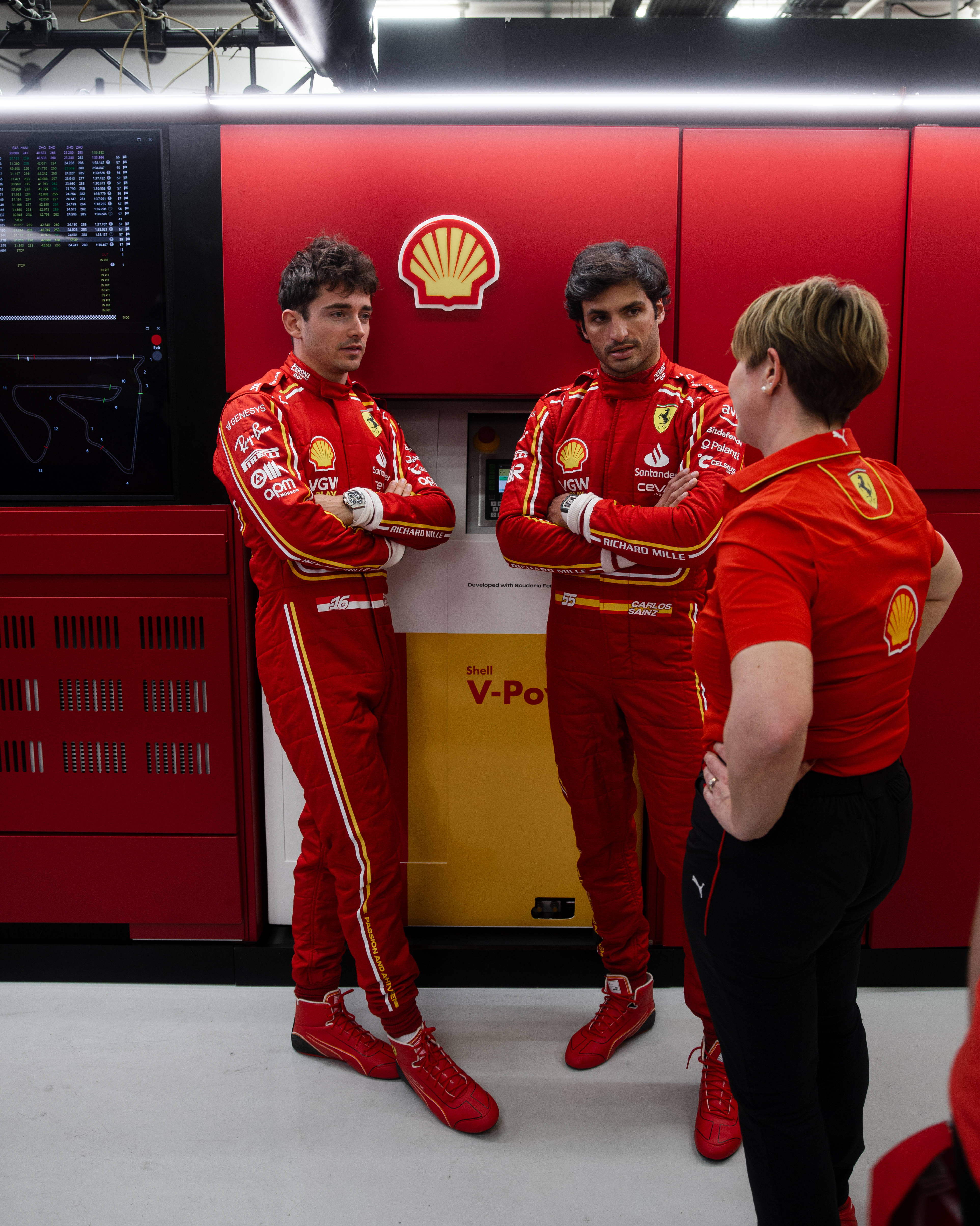 F1赛车世界：法拉利维修区里小小的实验室，藏着F1赛车燃料的奥秘